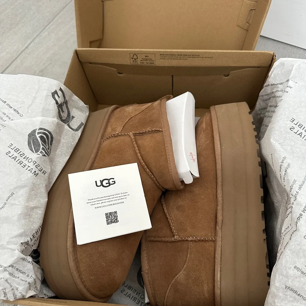 UGG Classic Ultra Mini Platform NEW In box USA 7 - Picture 6 of 8